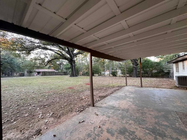 101 Sierra Madre, Texarkana, TX 75503