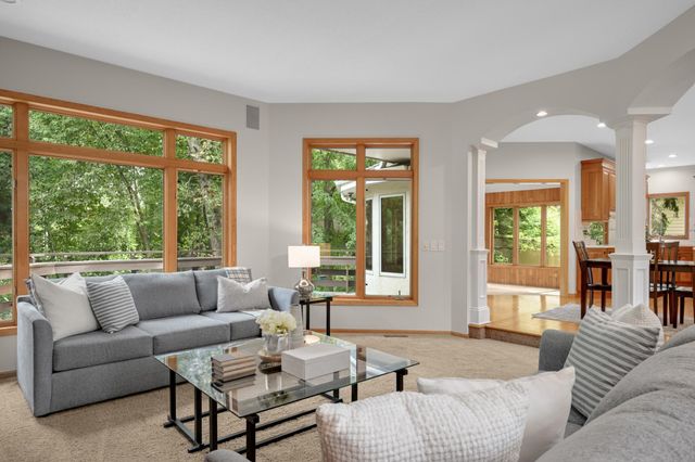 14709 White Oak Drive, Burnsville, MN 55337