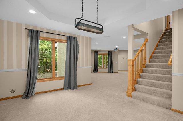 14709 White Oak Drive, Burnsville, MN 55337