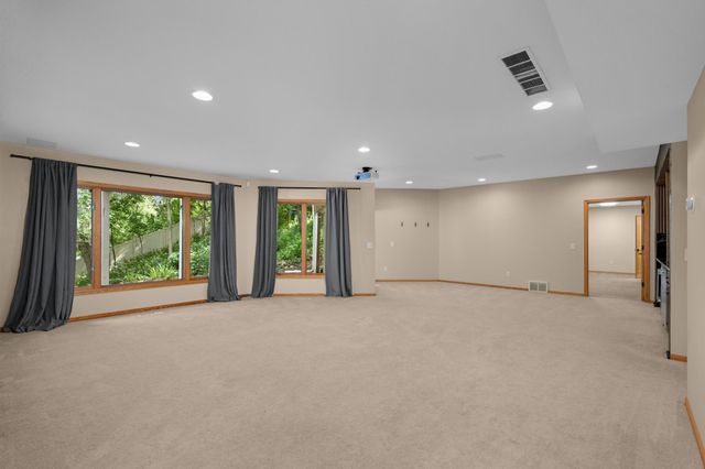 14709 White Oak Drive, Burnsville, MN 55337