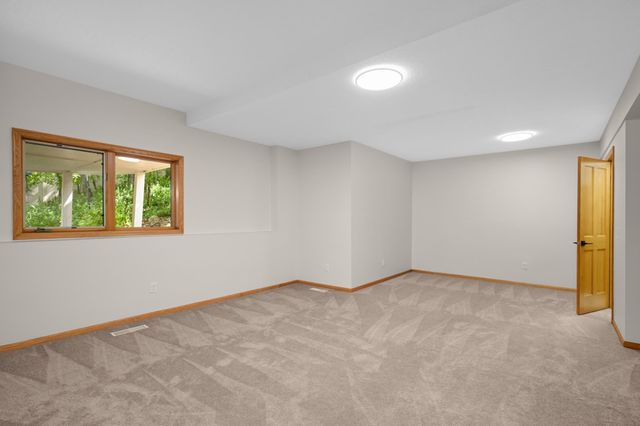 14709 White Oak Drive, Burnsville, MN 55337