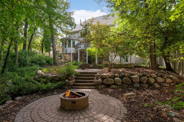 14709 White Oak Drive, Burnsville, MN 55337