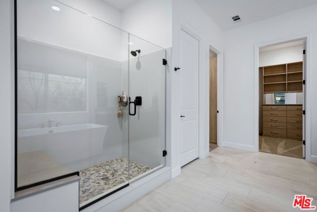 11728 Canoga Avenue, Chatsworth (los Angeles), CA 91311