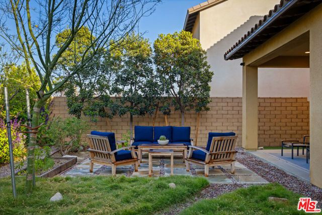 11728 Canoga Avenue, Chatsworth (los Angeles), CA 91311