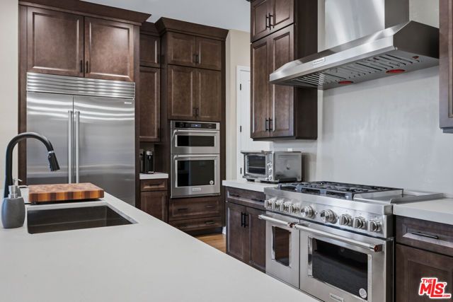 11728 Canoga Avenue, Chatsworth (los Angeles), CA 91311