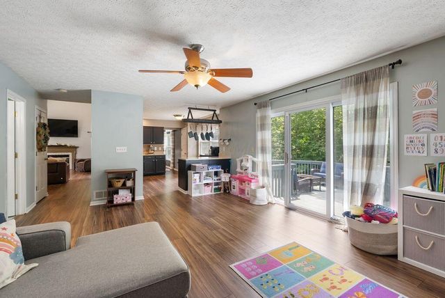 123 Hawthorn Boulevard, Delaware, OH 43015
