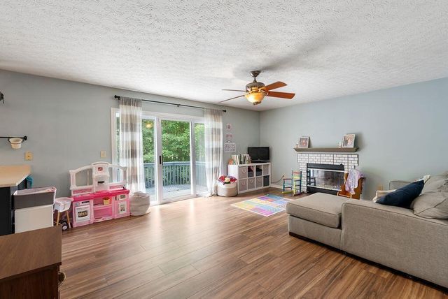 123 Hawthorn Boulevard, Delaware, OH 43015