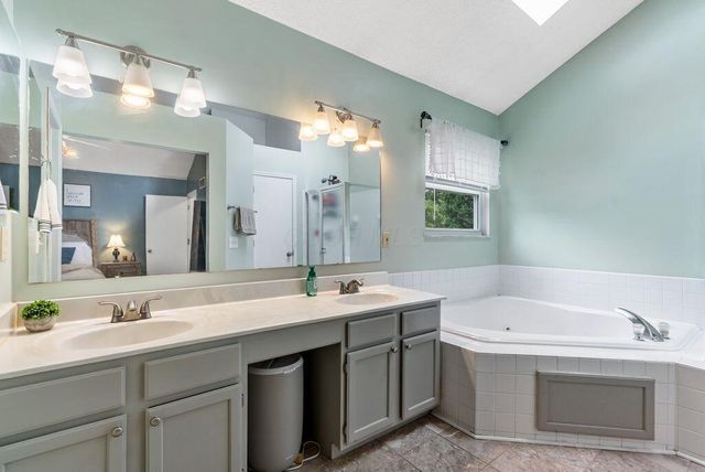 123 Hawthorn Boulevard, Delaware, OH 43015