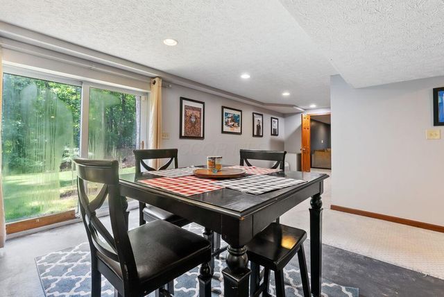 123 Hawthorn Boulevard, Delaware, OH 43015