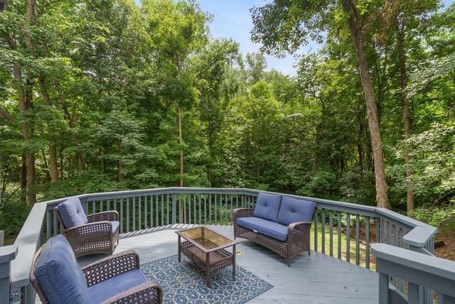 123 Hawthorn Boulevard, Delaware, OH 43015