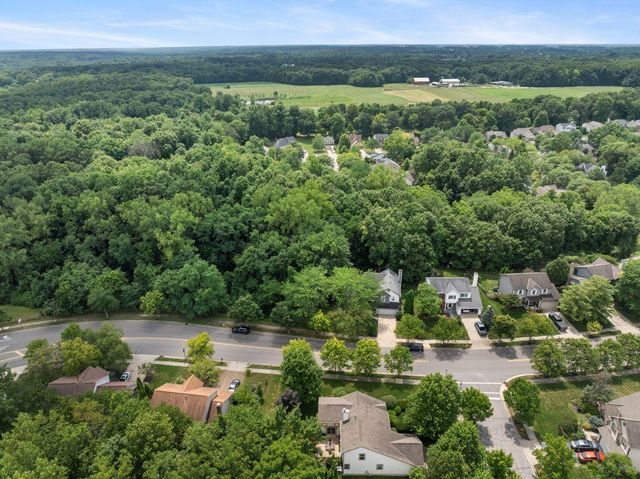 123 Hawthorn Boulevard, Delaware, OH 43015
