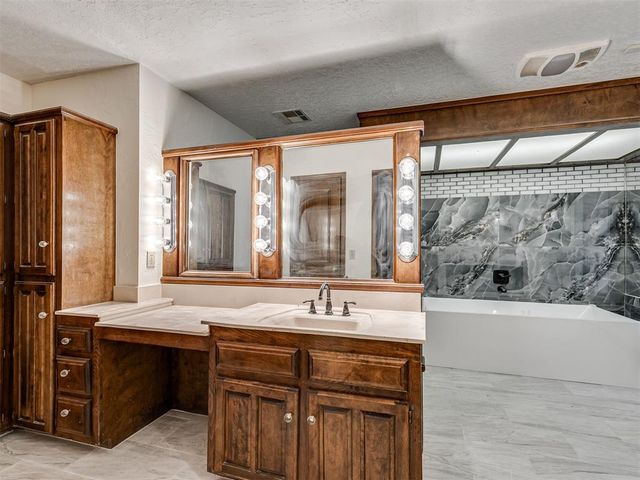 3328 Willow Brook Road, Oklahoma City, OK 73120