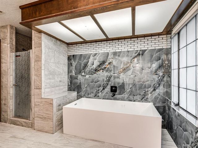 3328 Willow Brook Road, Oklahoma City, OK 73120