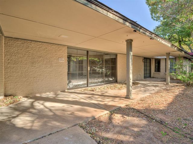 3328 Willow Brook Road, Oklahoma City, OK 73120