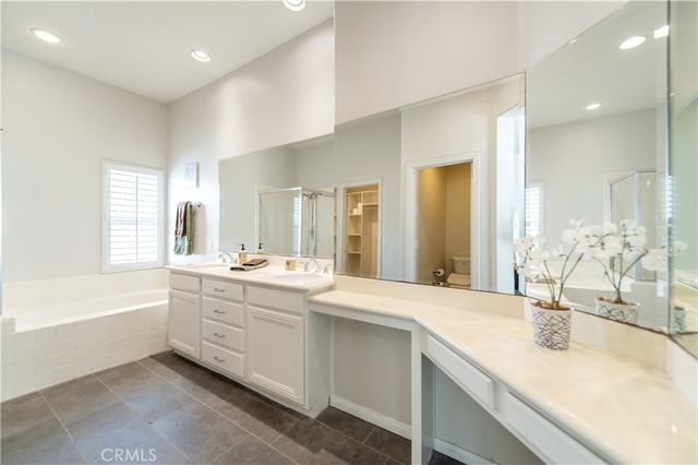 2828 Ballesteros Ln, Tustin, CA 92782