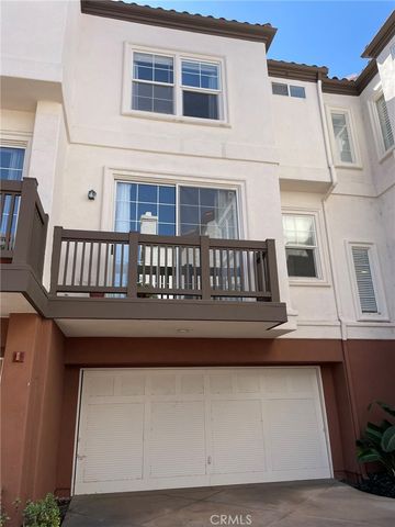 2828 Ballesteros Ln, Tustin, CA 92782