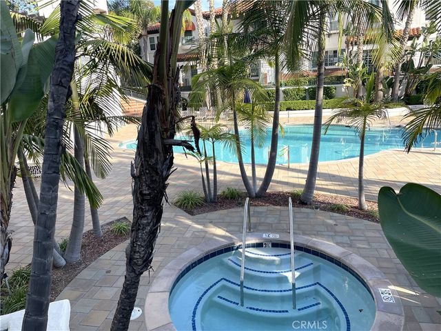 2828 Ballesteros Ln, Tustin, CA 92782