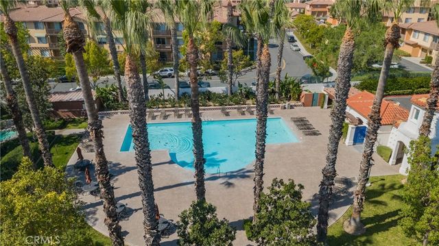 2828 Ballesteros Ln, Tustin, CA 92782