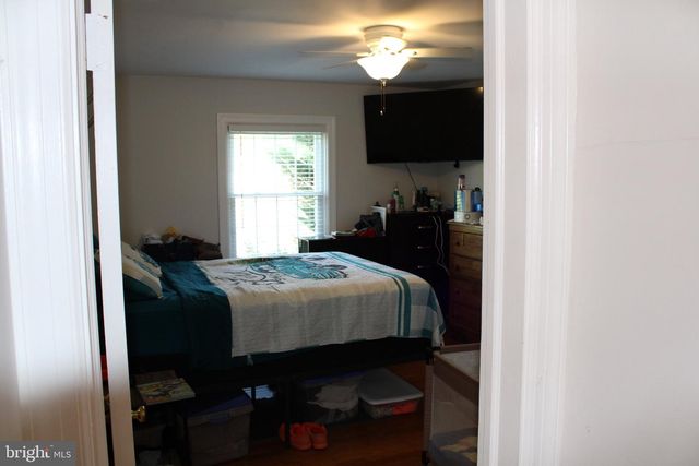 596 JESSIE DUPONT MEMORIAL HWY, Burgess, VA 22432