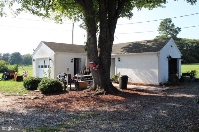596 JESSIE DUPONT MEMORIAL HWY, Burgess, VA 22432