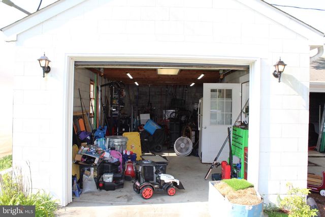 596 JESSIE DUPONT MEMORIAL HWY, Burgess, VA 22432