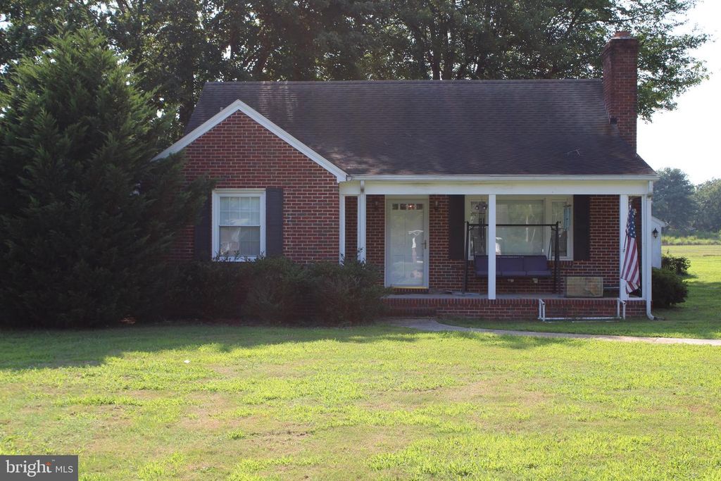 596 JESSIE DUPONT MEMORIAL HWY, Burgess, VA 22432