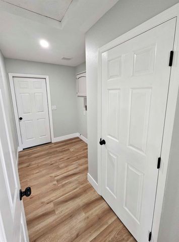 825 Manzanita Street, Visalia, CA 93292