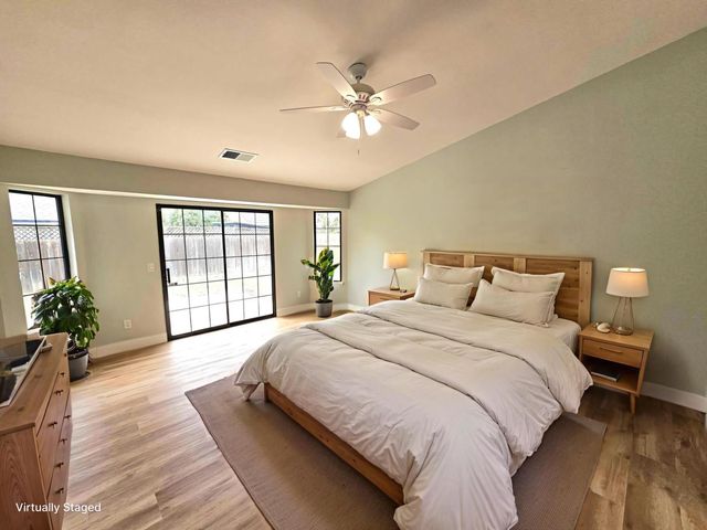 825 Manzanita Street, Visalia, CA 93292