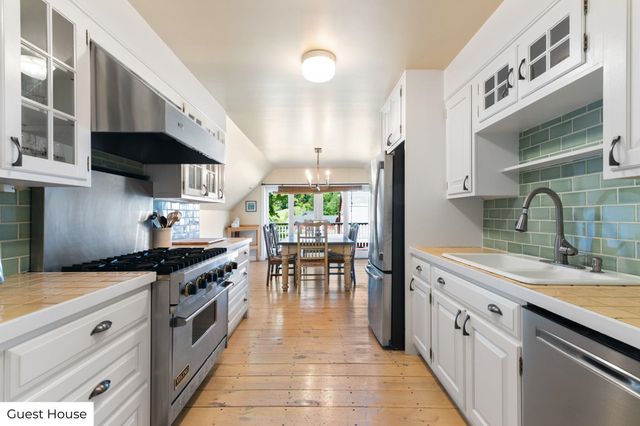 238 Stowe Hill Road, Wilmington, VT 05363