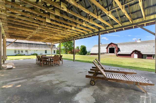 238 Stowe Hill Road, Wilmington, VT 05363