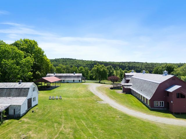 238 Stowe Hill Road, Wilmington, VT 05363