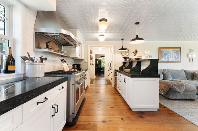 238 Stowe Hill Road, Wilmington, VT 05363