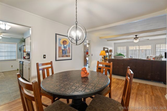 39 SE Shadowlake Drive 39, Bartlesville, OK 74006