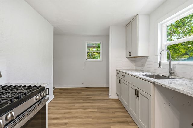 3455 Kellogg Avenue, Dallas, TX 75216