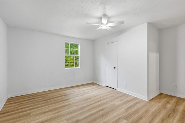 3455 Kellogg Avenue, Dallas, TX 75216