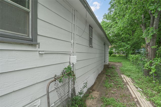 3455 Kellogg Avenue, Dallas, TX 75216