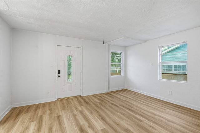 3455 Kellogg Avenue, Dallas, TX 75216