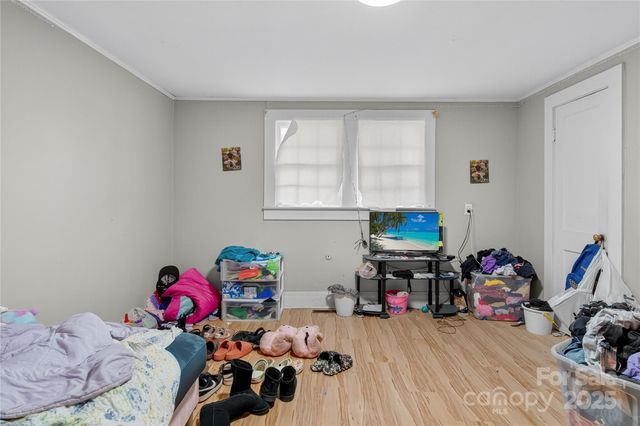 1114 Wilson W Lee Boulevard, Statesville, NC 28677