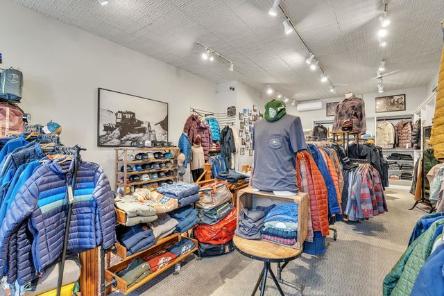 15 Central Street, Woodstock, VT 05091