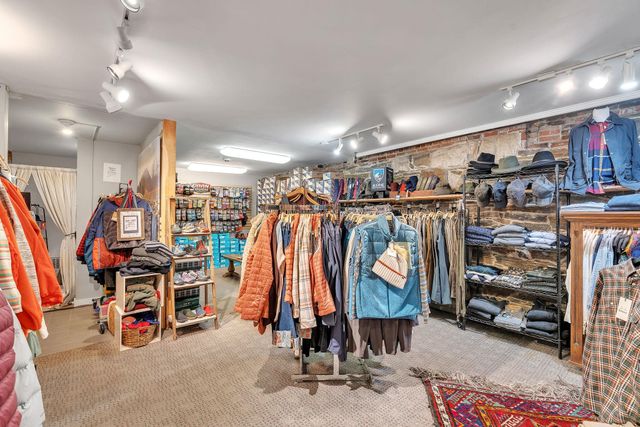 15 Central Street, Woodstock, VT 05091