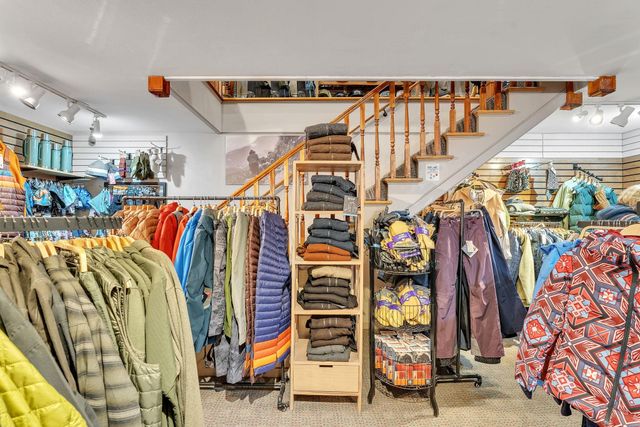 15 Central Street, Woodstock, VT 05091