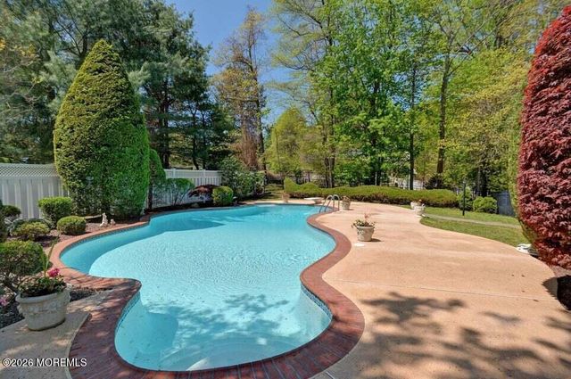 9 Emory Drive, Lincroft, NJ 07738