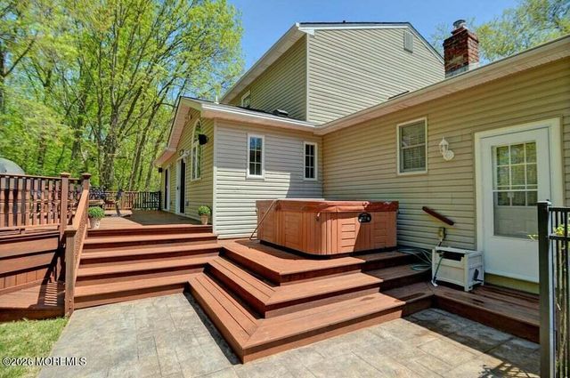 9 Emory Drive, Lincroft, NJ 07738
