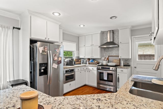 6616 Pimlico Drive, Dallas, TX 75214