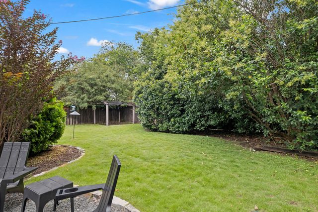 6616 Pimlico Drive, Dallas, TX 75214