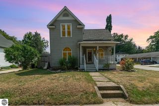 217 W End Street, Alma, MI 48801