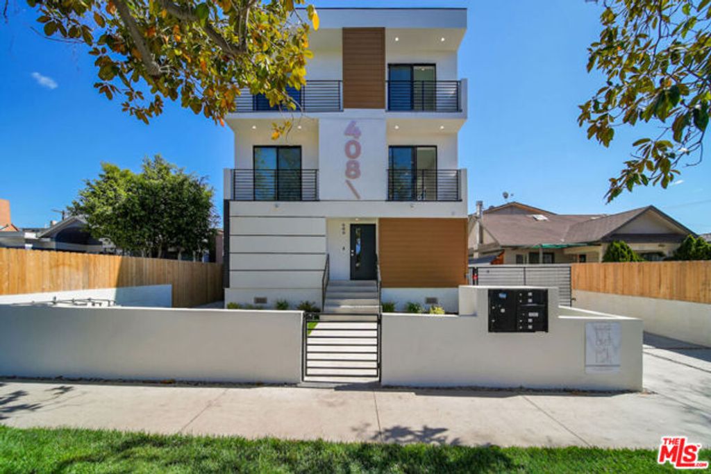 406 N Kenmore Avenue, Los Angeles, CA 90004