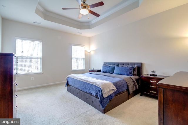 8244 HICKORY HOLLOW DR, Glen Burnie, MD 21060