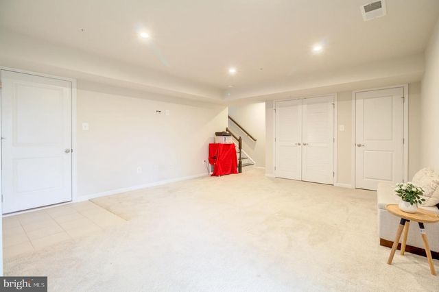 8244 HICKORY HOLLOW DR, Glen Burnie, MD 21060