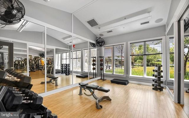 8244 HICKORY HOLLOW DR, Glen Burnie, MD 21060